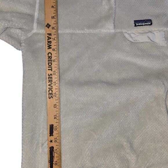 Patagonia 1/4 Snap Pullover - Picture 7 of 8